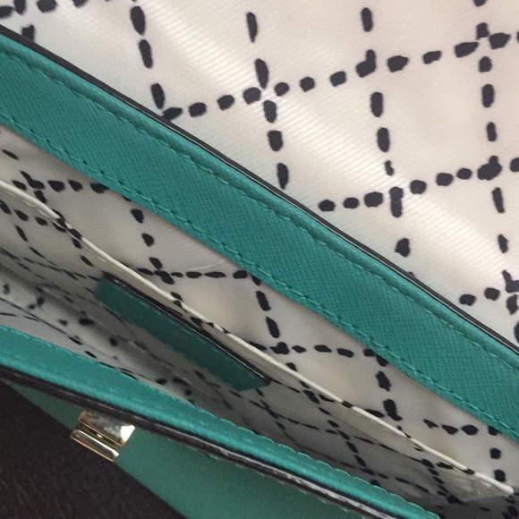 Kate Spade ♠️ - Picture 4 of 7